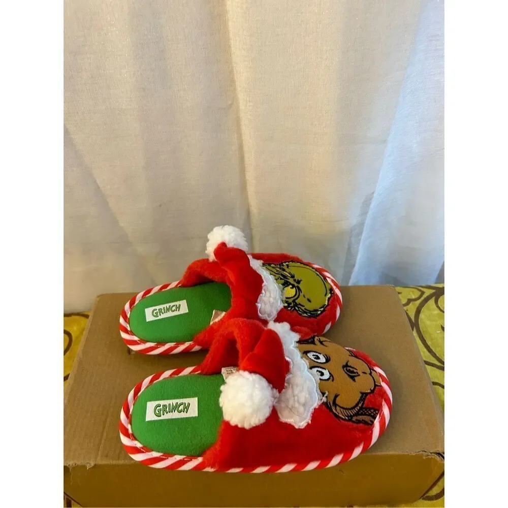 Grinch kid slippers 9/10 new‎ shoes childs red green